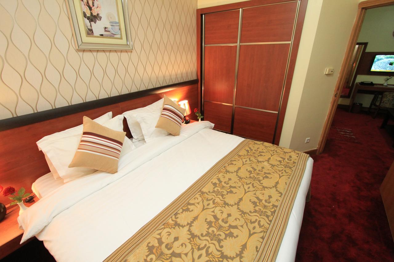 Al Riffa Al Sadd Hotel Mecca Bagian luar foto